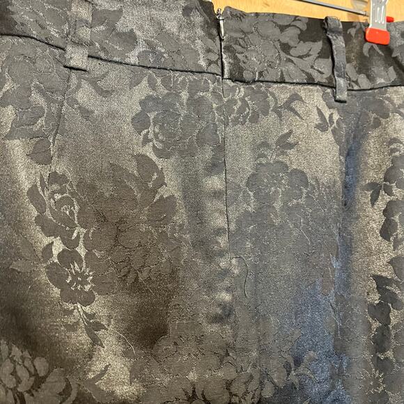 Forever 21 Mini Skirt Women’s Large Black Jacquard Romantic Gothic Dark Feminine - Picture 6 of 10